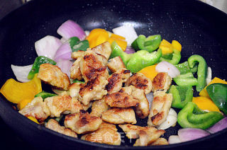 煎焗鸡腿肉的做法步骤：7