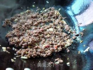 酸豇豆炒牛肉末的做法步骤：6