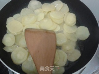 椒盐土豆片的做法步骤：5