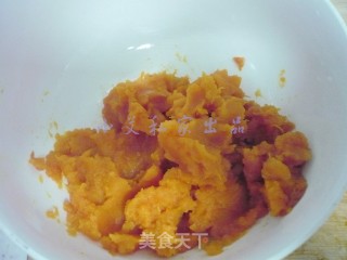 小南瓜豆沙包的做法步骤：3