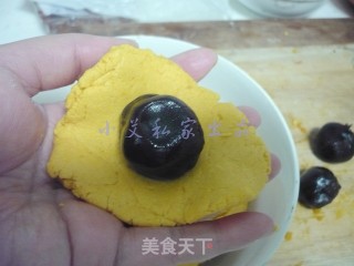 小南瓜豆沙包的做法步骤：8