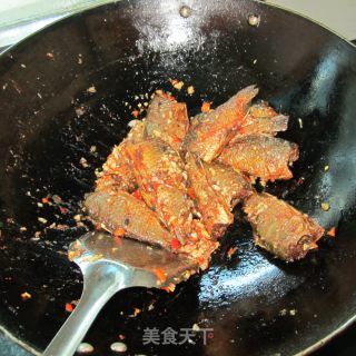 香辣香脆鱼的做法步骤：10