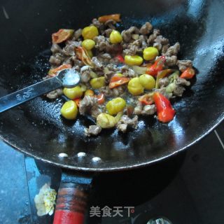 板粟炒鸡的做法步骤：9