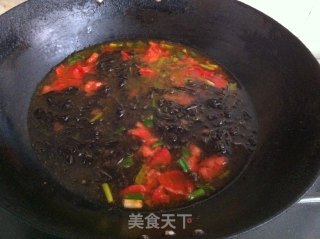 紫菜番茄蛋花汤的做法步骤：6