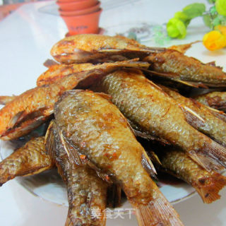 香酥鲫鱼的做法步骤：7