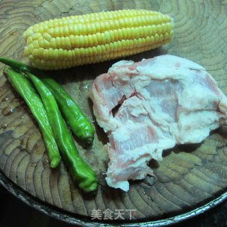 甜玉米炒肉的做法步骤：1