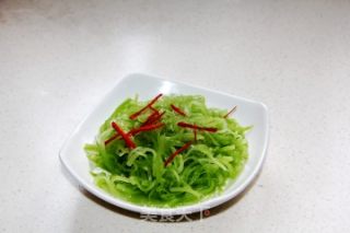 葱油莴笋的做法步骤：7