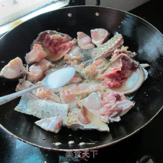 鱼冻的做法步骤：8