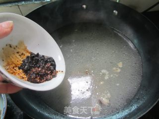 猪头粉丝萝卜锅的做法步骤：8