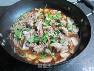 猪头粉丝萝卜锅的做法步骤：11