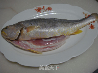 家庭版美味烤鱼的做法步骤：1