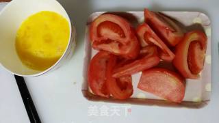 特简单的西红柿炒鸡蛋的做法步骤：1