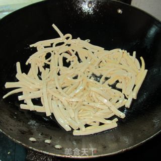鱼香三丝的做法步骤：3