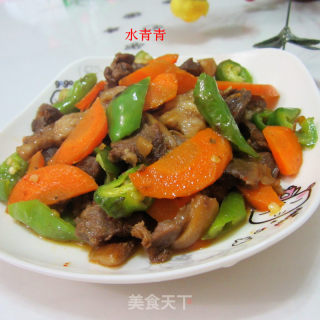 红萝卜炒羊肉的做法步骤：8