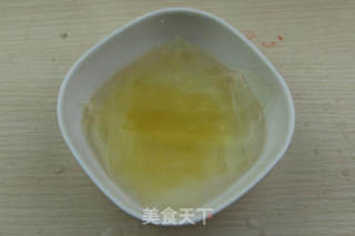 粉色可爱KT猫慕斯——萌到心碎的节奏！想不想要一只呢？的做法步骤：3
