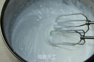粉色可爱KT猫慕斯——萌到心碎的节奏！想不想要一只呢？的做法步骤：4