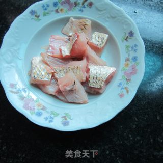 孜然鱼香豆腐的做法步骤：1