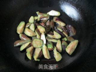 水果入菜——小西红柿烧茄子的做法步骤：6