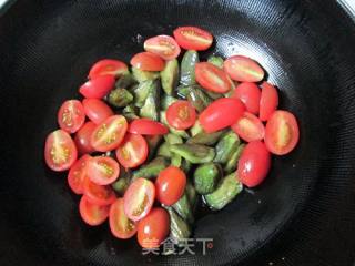 水果入菜——小西红柿烧茄子的做法步骤：7