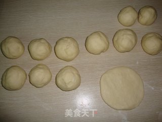 【水晶生肉包】----不油不腻，真好吃的做法步骤：2