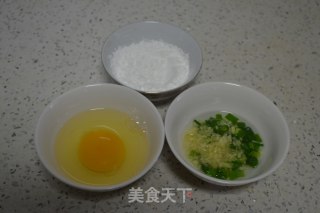 糖醋丸子的做法步骤：2