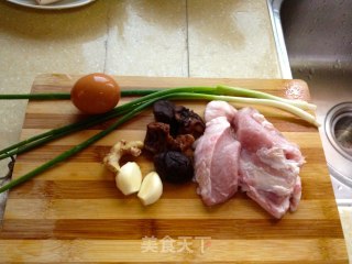 Q滑香菇肉丸的做法步骤：1