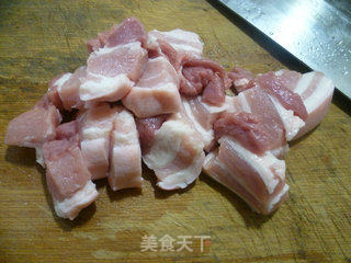 酸辣五花肉的做法步骤：2