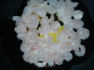 时蔬烧虾仁的做法步骤：2