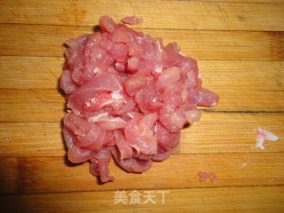 莴笋肉丝小炒的做法步骤：2