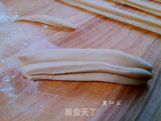 早餐油条的做法步骤：7