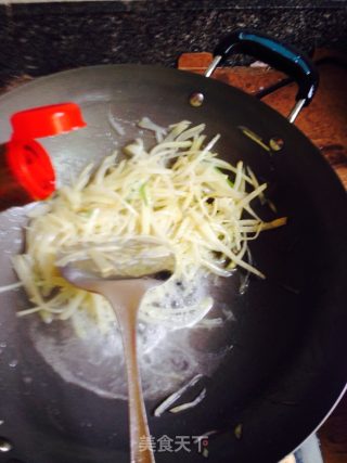 醋溜土豆丝的做法步骤：8