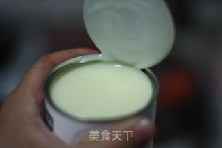草莓香草冰激凌的做法步骤：1