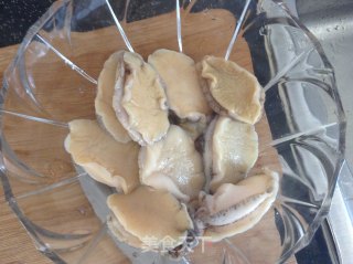 鲍鱼汁捞饭的做法步骤：2
