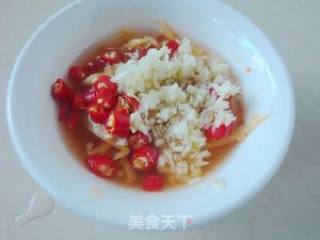 酸子姜拌青笋的做法步骤：5