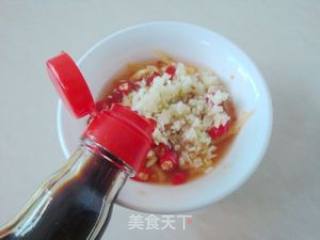 酸子姜拌青笋的做法步骤：6
