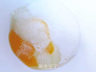 芳香满溢之台式葱香面包的做法步骤：2