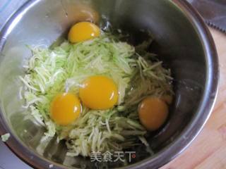 香煎茯苓饼的做法步骤：3