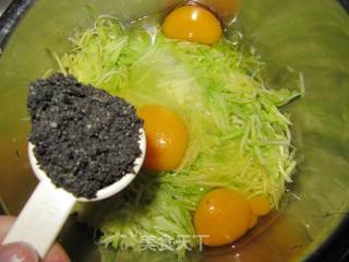 香煎茯苓饼的做法步骤：5