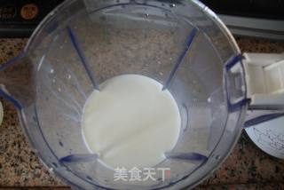 香蕉奶昔的做法步骤：3