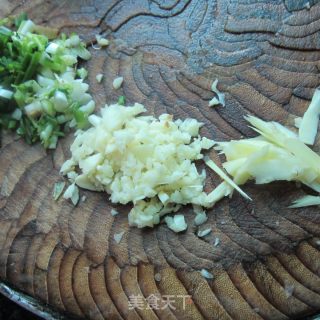 凉拌卤豆腐干的做法步骤：3