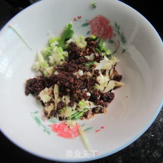 凉拌卤豆腐干的做法步骤：4