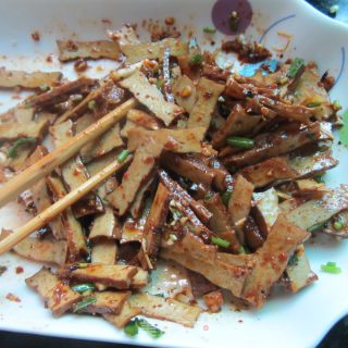 凉拌卤豆腐干的做法步骤：7