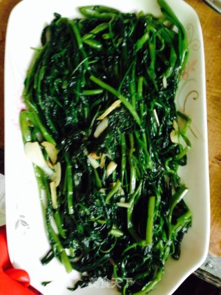蒜溜空心菜的做法步骤：1
