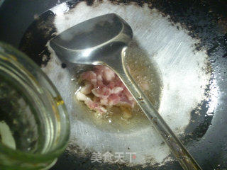 洋葱肉丝炒夜开花的做法步骤：4