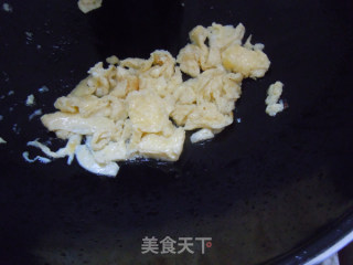 食物多元化---蛋炒鸭胗的做法步骤：6