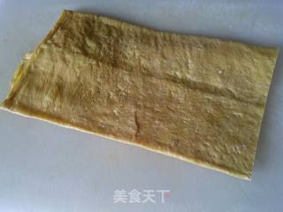红油腐皮的做法步骤：1