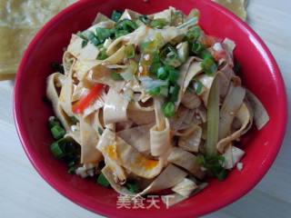 红油腐皮的做法步骤：6