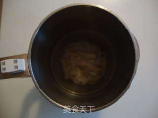 超简单的豆浆机版猪皮冻的做法步骤：5