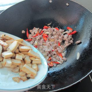 尖椒蒜片肉的做法步骤：8