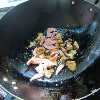 腊鸡炒火腿的做法步骤：4